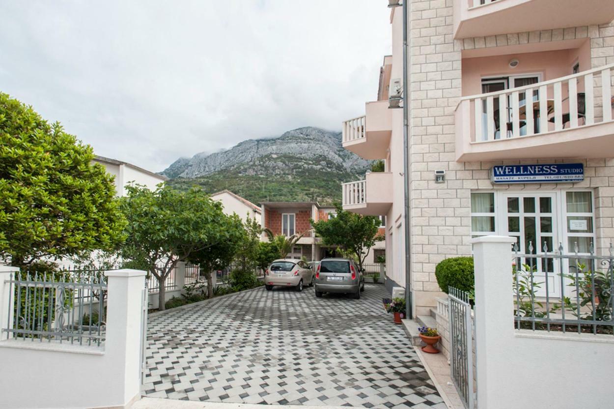 House Bacak - Apartment & Wellness-Studio Baška Voda Buitenkant foto