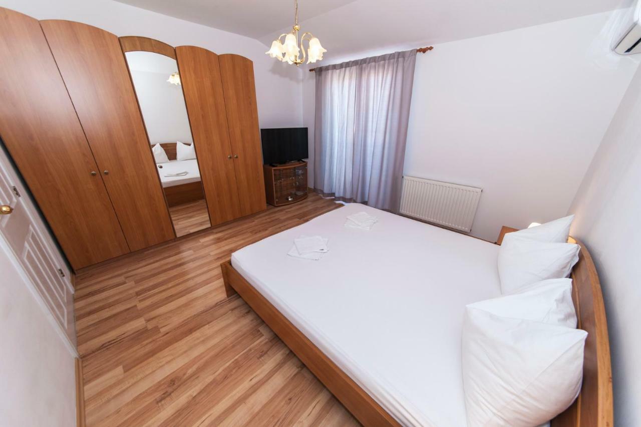House Bacak - Apartment & Wellness-Studio Baška Voda Buitenkant foto